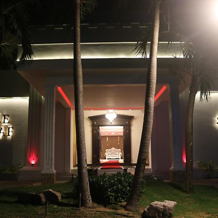 Maple Leaf Hotel Negombo Exterior photo